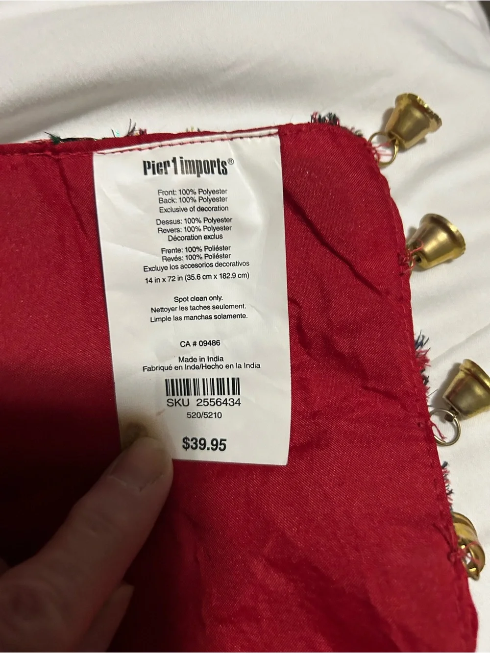 Pier 1 Red and Green Festive Holiday Table Runner with Matching Red Napkins